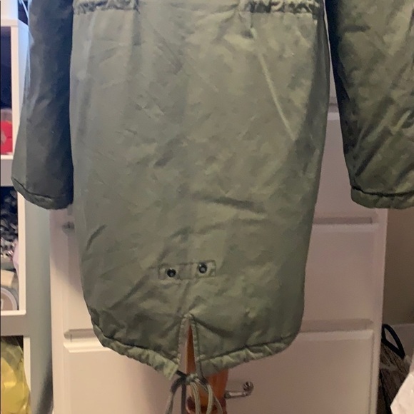 North Zone olive stadium length jacket, new - Picture 6 of 11
